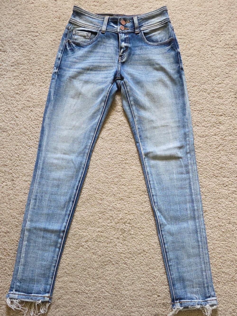 Women’s Kancan Signature Light Blue Skinny Jeans